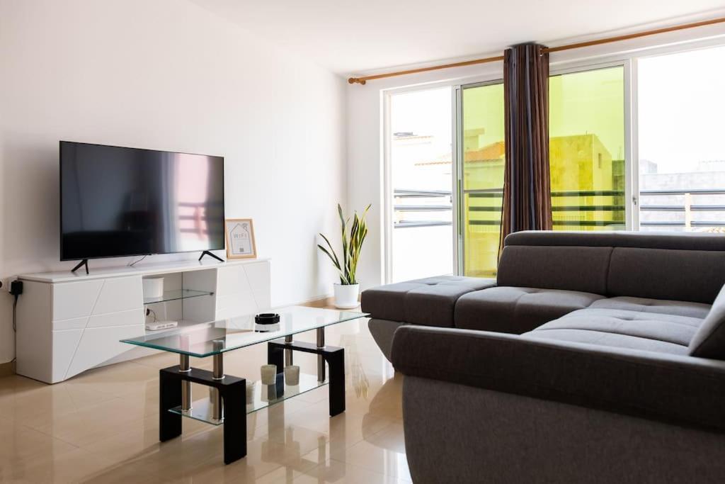 פראייה 3 Bedroom Apt, Free Wifi & Ac, Cidadela - Lcgr מראה חיצוני תמונה